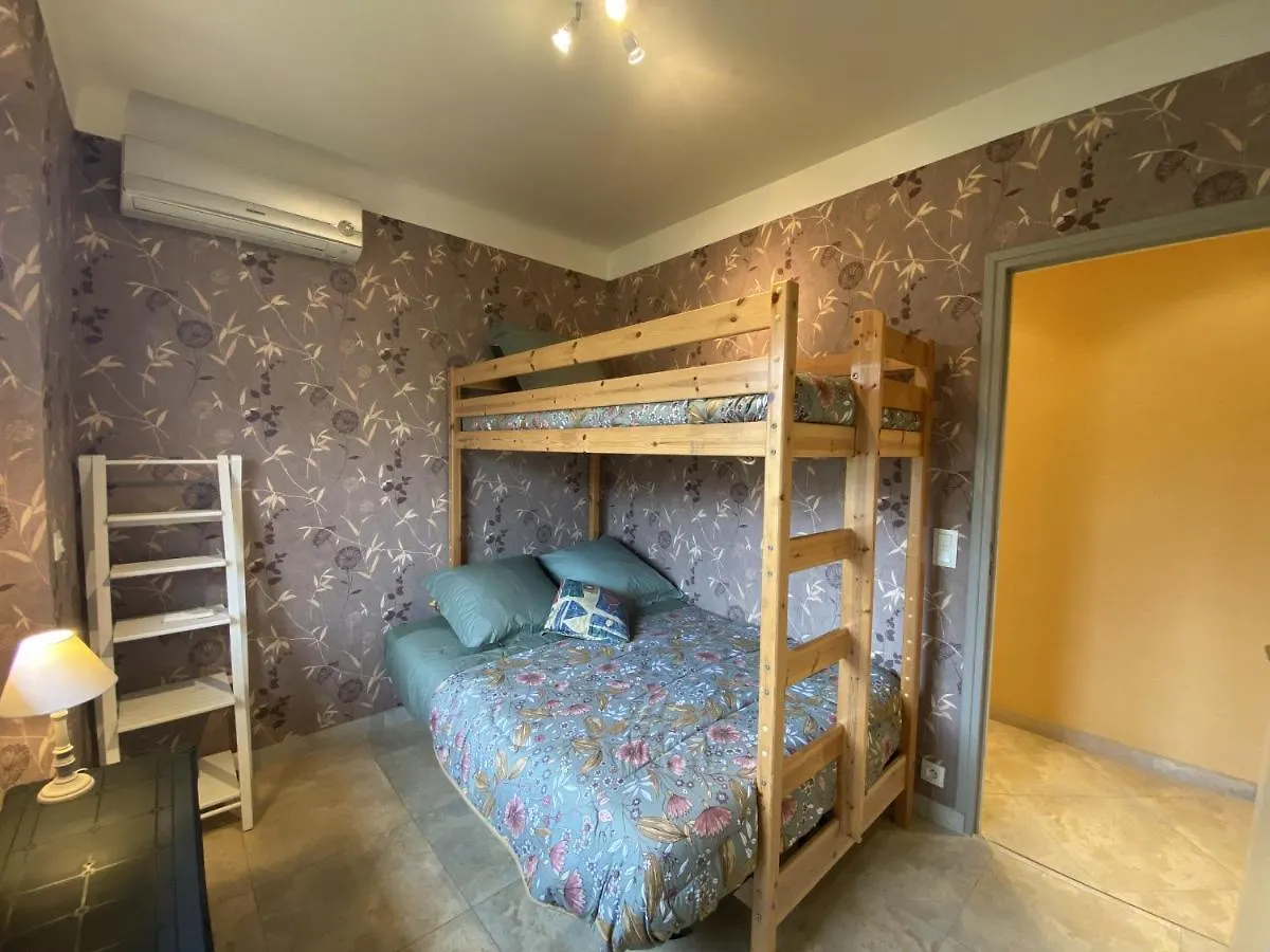 Port Frejus 1Er Etage De Villa Vue Sur Mer, 8-9 Pe France