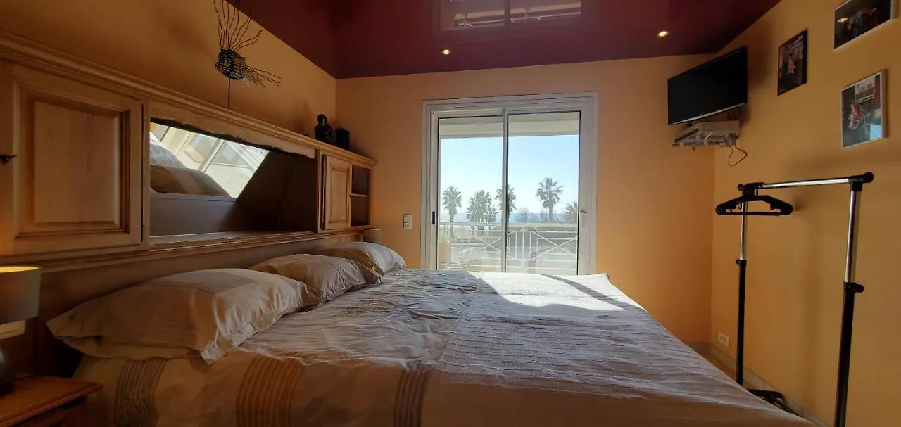 Apartment Port Frejus 1Er Etage De Villa Vue Sur Mer, 8-9 Pe France